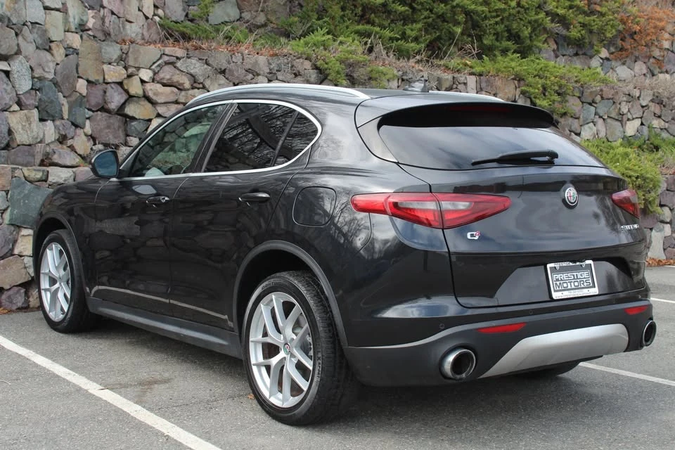 2019 Alfa Romeo Stelvio - Image 5 of 17