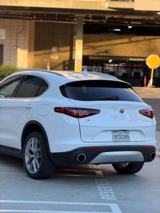 2019 Alfa Romeo Stelvio - Image 9 of 19