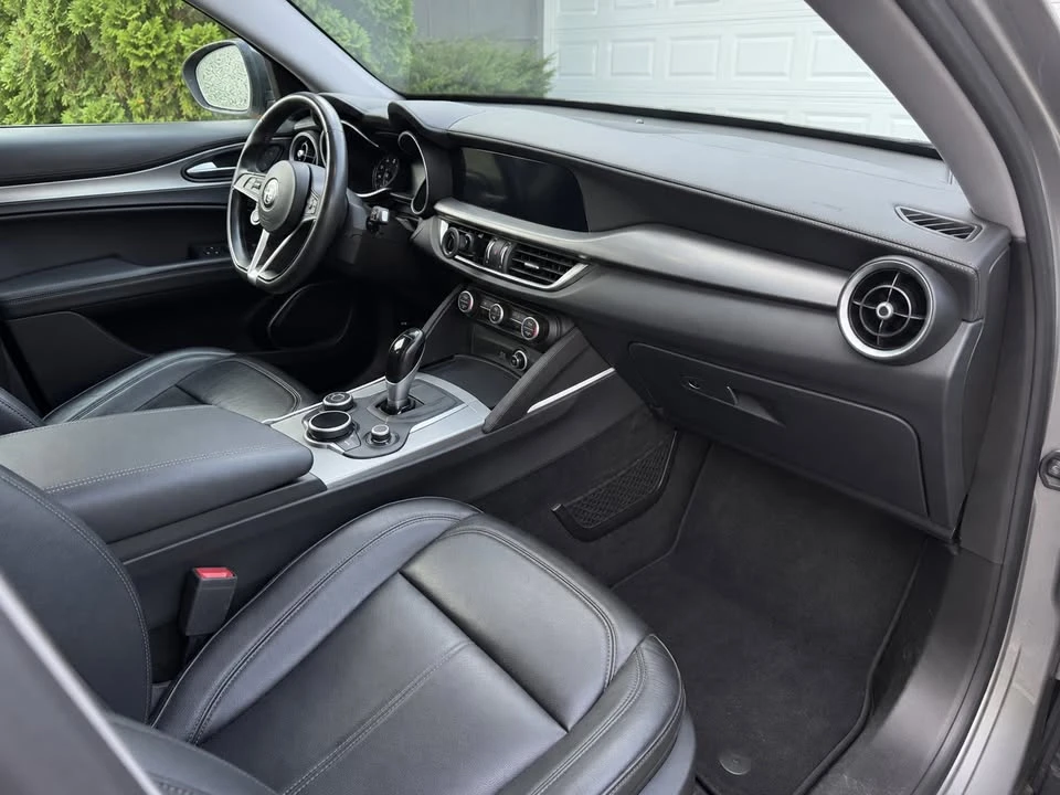 2019 Alfa Romeo Stelvio - Image 9 of 11