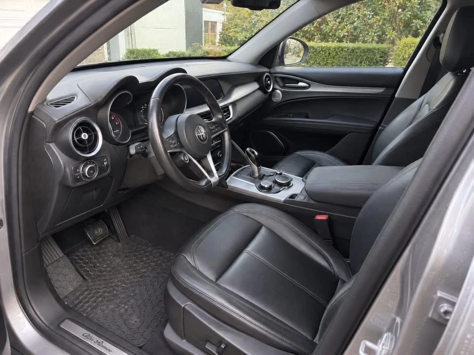 2019 Alfa Romeo Stelvio - Image 2 of 11