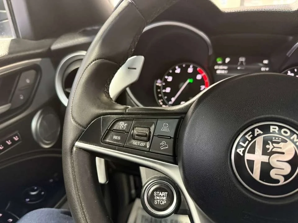 2019 Alfa Romeo Stelvio - Image 13 of 20