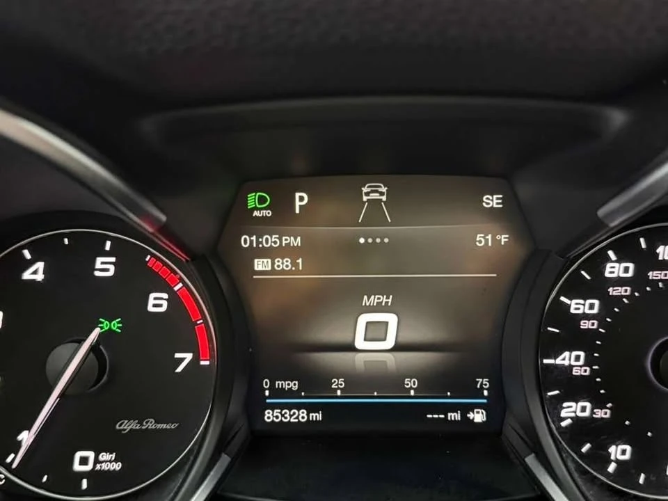 2019 Alfa Romeo Stelvio - Image 15 of 20