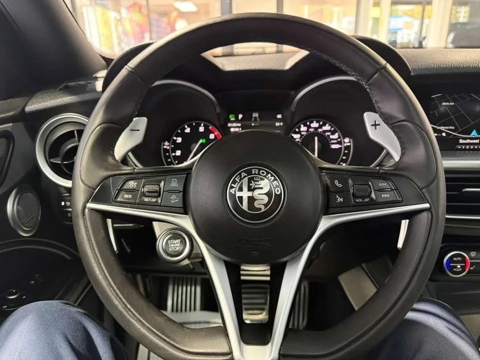 2019 Alfa Romeo Stelvio - Image 11 of 20