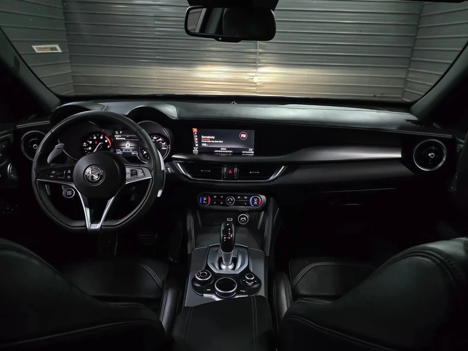 2019 Alfa Romeo Stelvio - Image 11 of 12