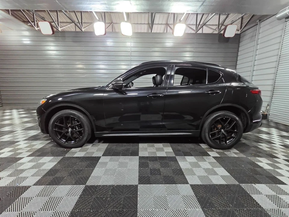 2019 Alfa Romeo Stelvio - Image 8 of 12