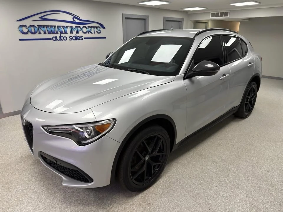 2019 Alfa Romeo Stelvio - Image 2 of 20