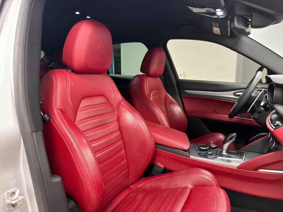 2019 Alfa Romeo Stelvio - Image 12 of 20