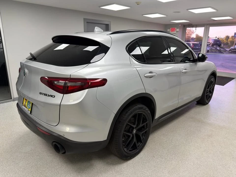 2019 Alfa Romeo Stelvio - Image 3 of 20