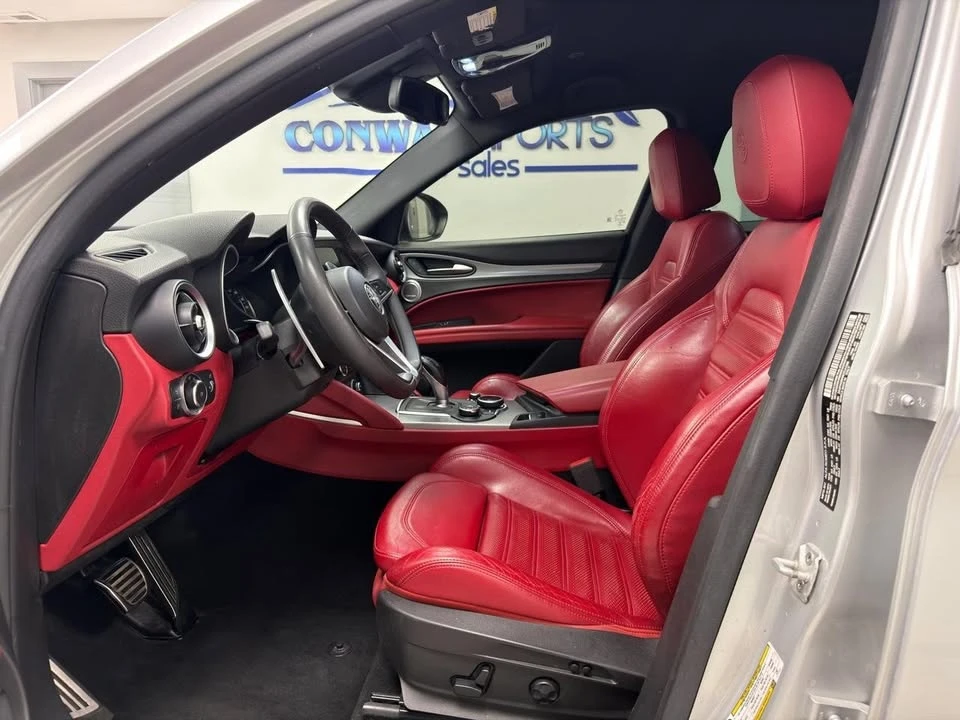 2019 Alfa Romeo Stelvio - Image 9 of 20