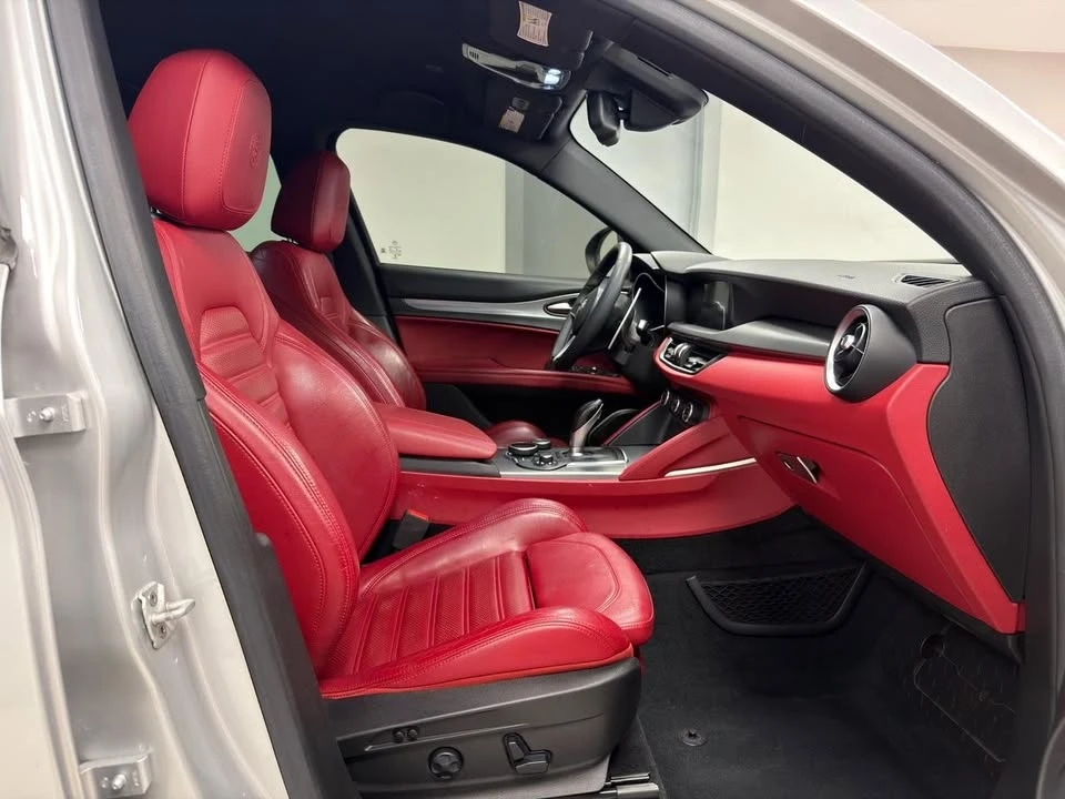 2019 Alfa Romeo Stelvio - Image 10 of 20