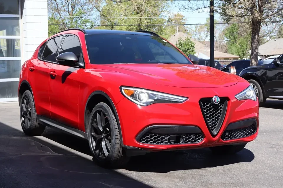 2019 Alfa Romeo Stelvio - Image 6 of 20