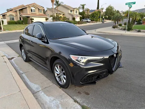 2019 Alfa Romeo Stelvio Ti Sport Carbon