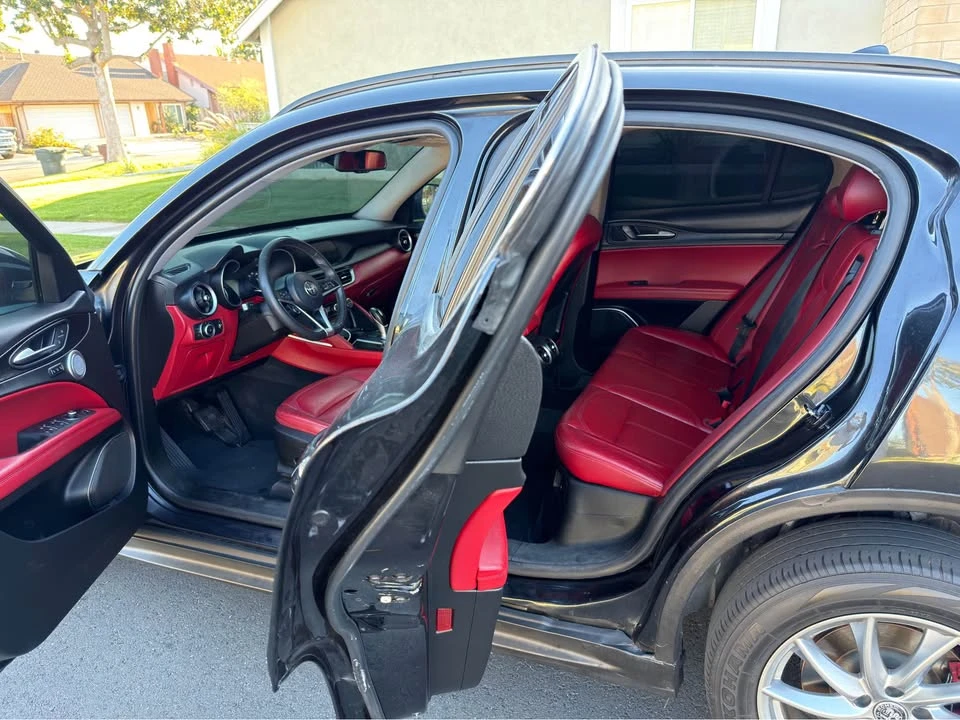 2019 Alfa Romeo Stelvio - Image 8 of 8