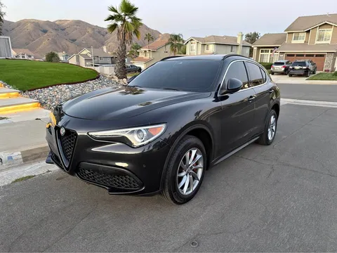 2019 Alfa Romeo Stelvio Ti Sport Carbon