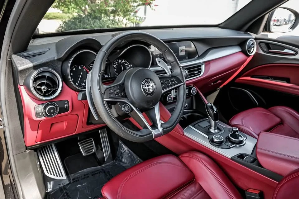 2019 Alfa Romeo Stelvio - Image 3 of 12