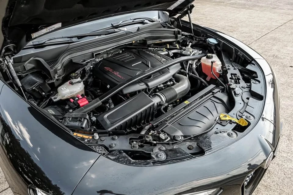 2019 Alfa Romeo Stelvio - Image 12 of 12