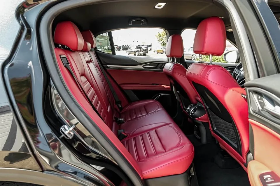 2019 Alfa Romeo Stelvio - Image 11 of 12