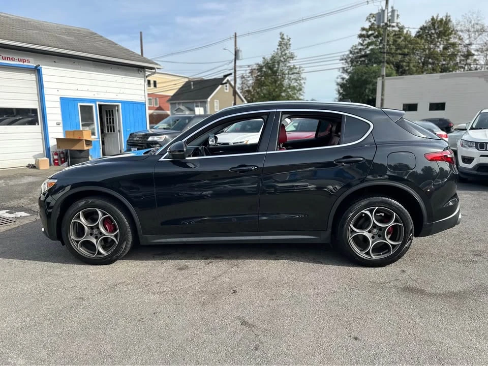 2019 Alfa Romeo Stelvio - Image 5 of 15