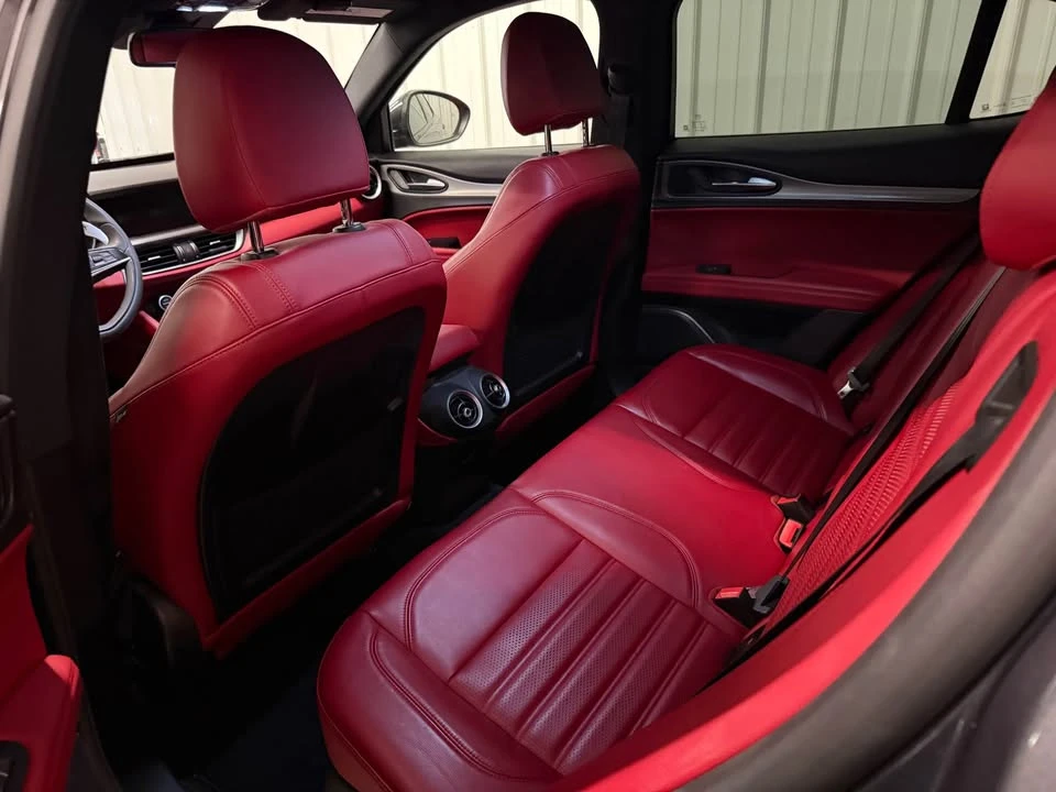 2019 Alfa Romeo Stelvio - Image 5 of 6