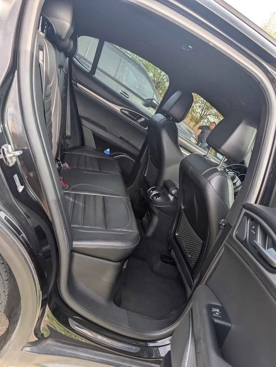 2019 Alfa Romeo Stelvio - Image 5 of 5