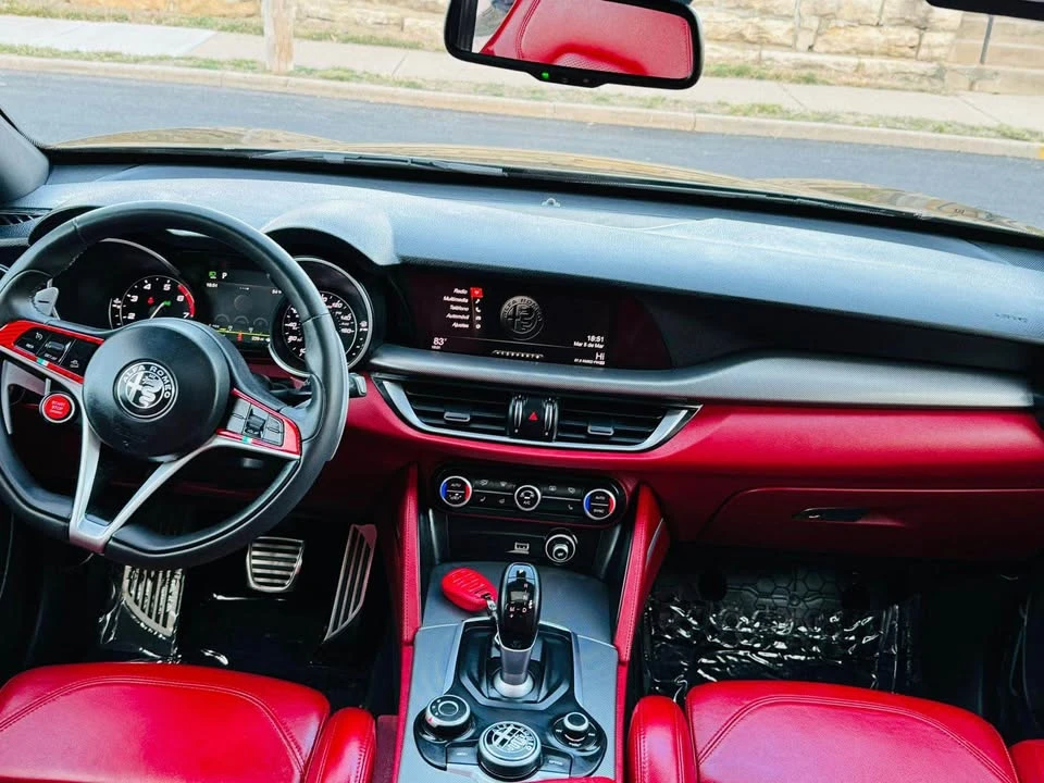 2019 Alfa Romeo Stelvio - Image 5 of 9