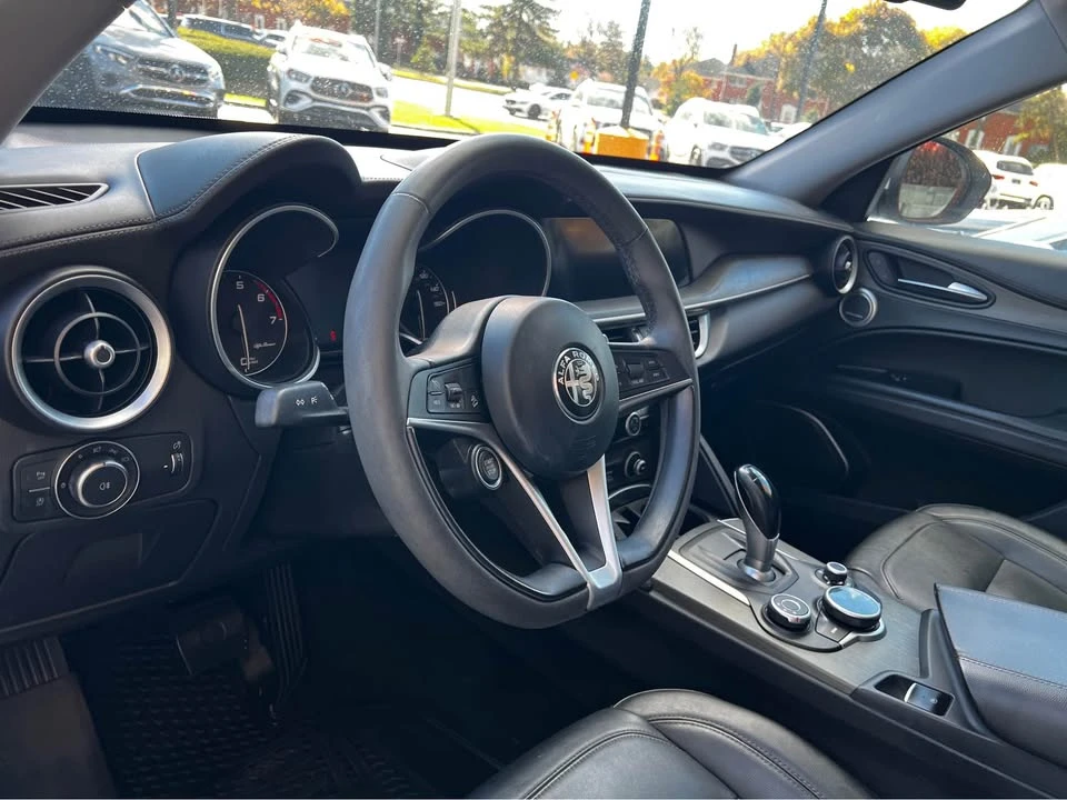 2019 Alfa Romeo Stelvio - Image 8 of 12