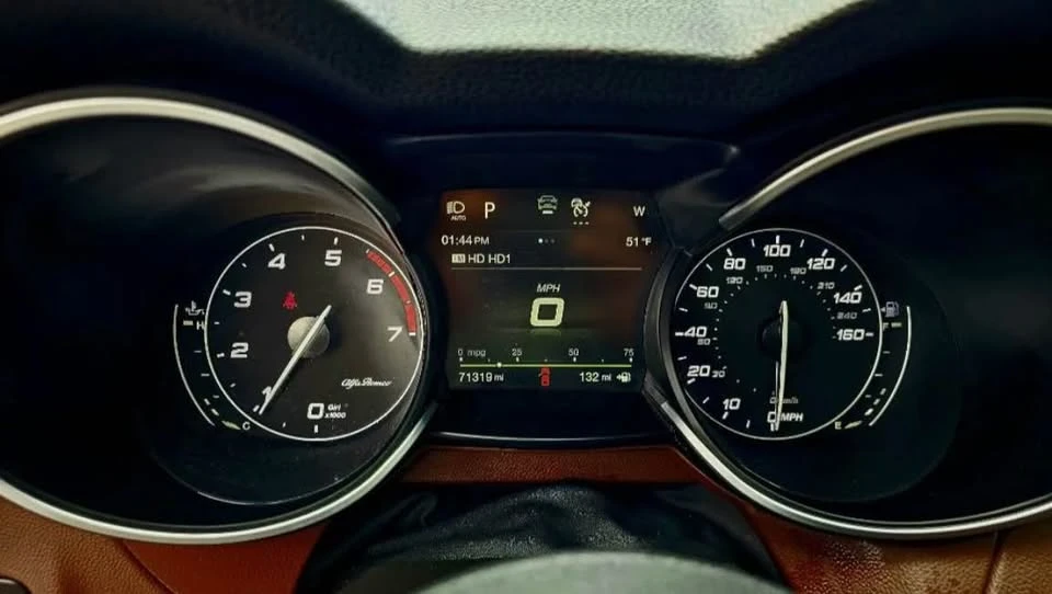2019 Alfa Romeo Stelvio - Image 14 of 20