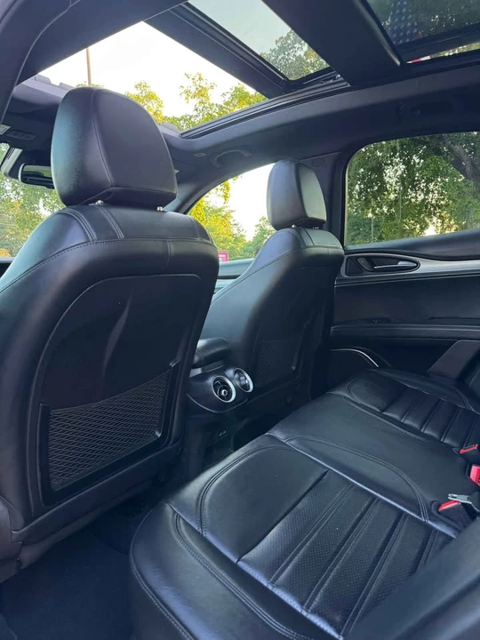 2019 Alfa Romeo Stelvio - Image 12 of 18