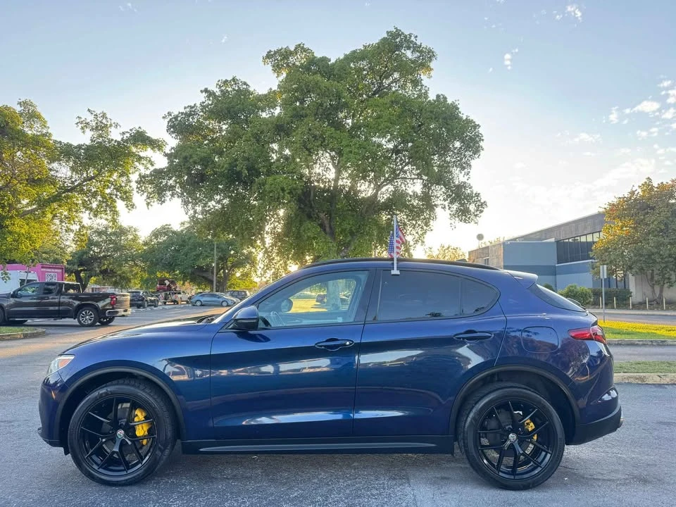 2019 Alfa Romeo Stelvio - Image 8 of 18