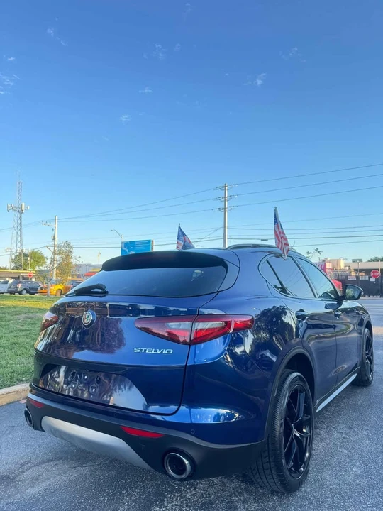 2019 Alfa Romeo Stelvio - Image 4 of 18