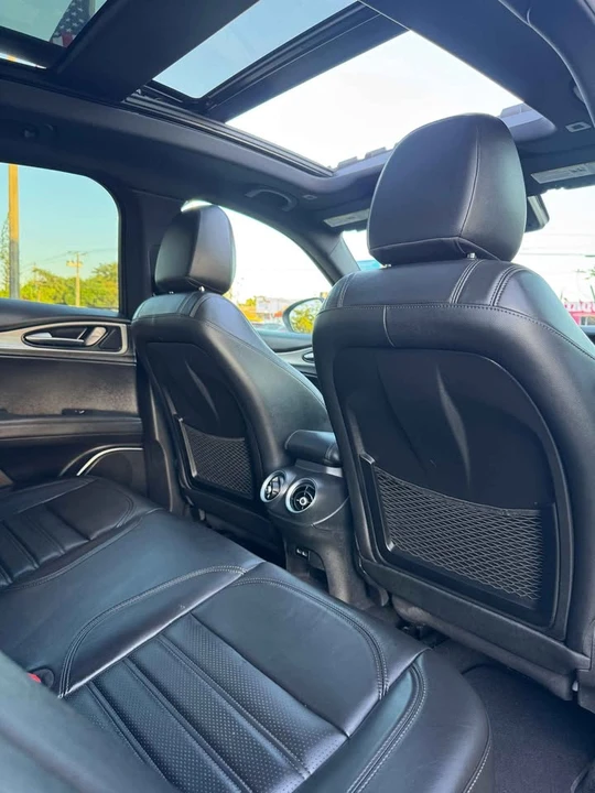 2019 Alfa Romeo Stelvio - Image 10 of 18