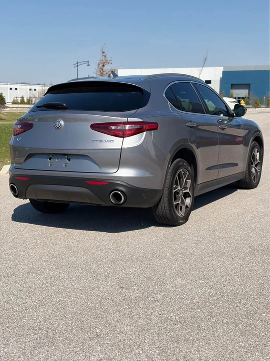 2019 Alfa Romeo Stelvio - Image 2 of 9