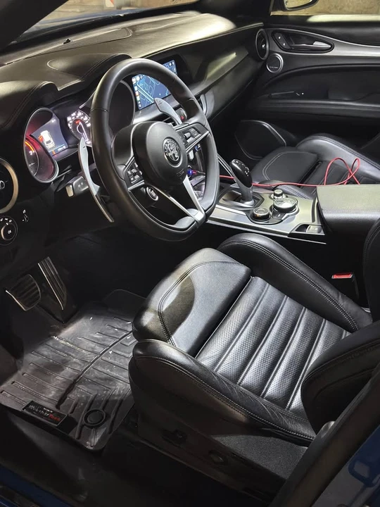 2019 Alfa Romeo Stelvio - Image 8 of 10