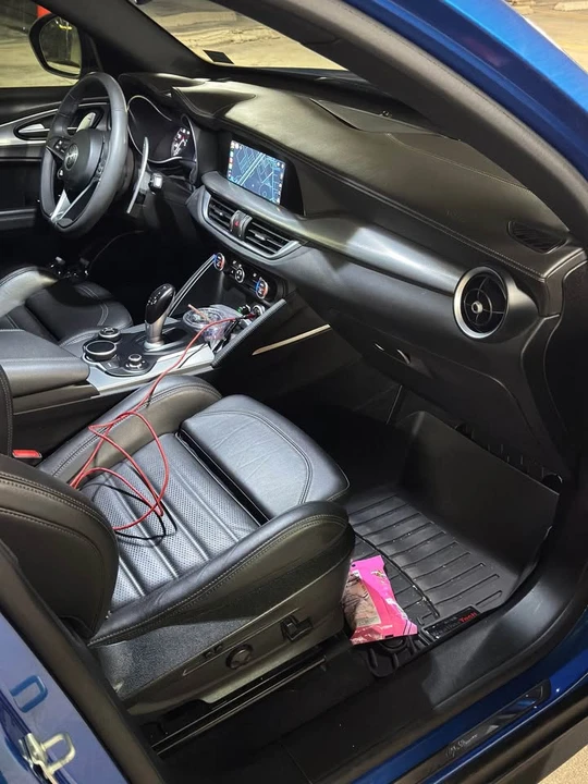 2019 Alfa Romeo Stelvio - Image 9 of 10