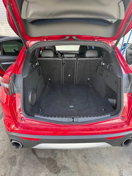 2019 Alfa Romeo Stelvio - Image 16 of 19