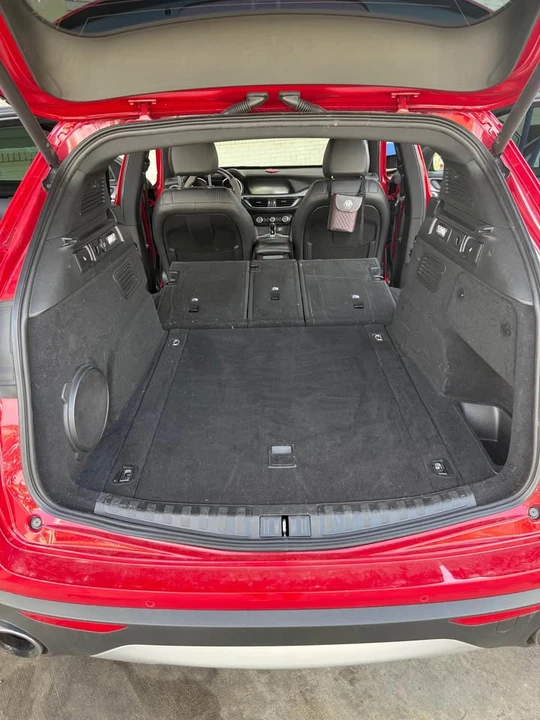 2019 Alfa Romeo Stelvio - Image 17 of 19