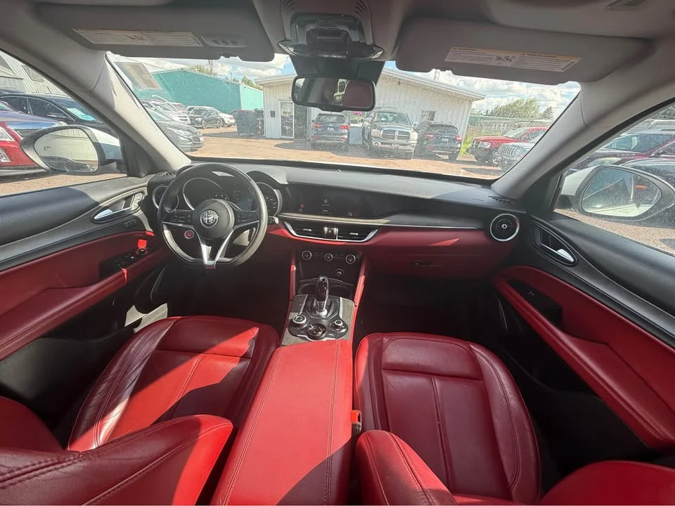 2019 Alfa Romeo Stelvio - Image 9 of 20