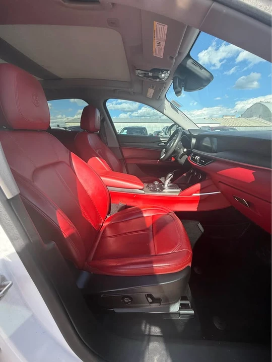2019 Alfa Romeo Stelvio - Image 14 of 20