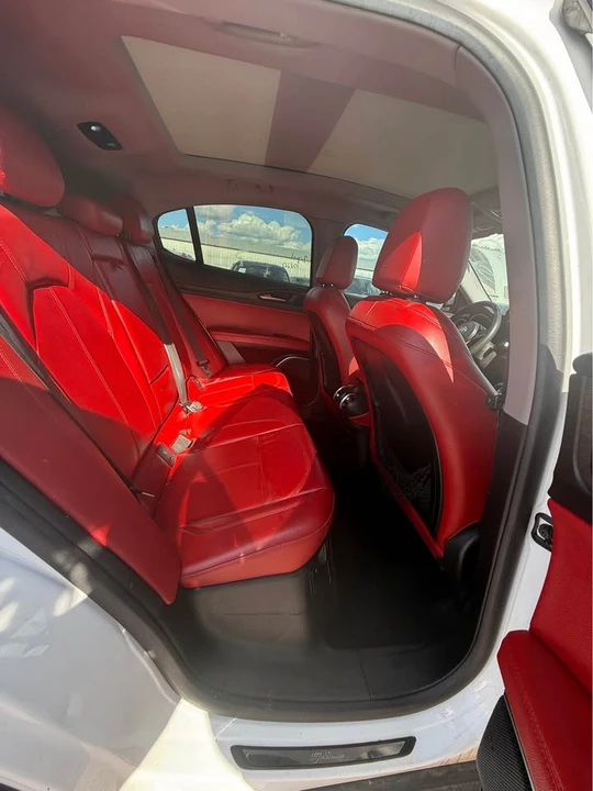 2019 Alfa Romeo Stelvio - Image 10 of 20