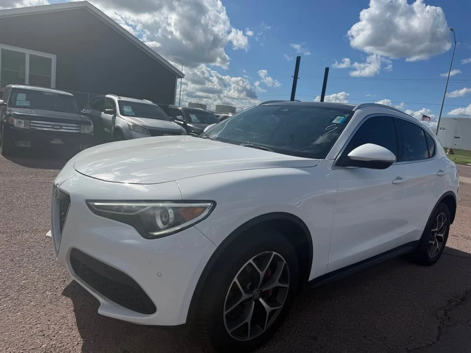 2019 Alfa Romeo Stelvio - Image 5 of 20