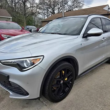 2019 Alfa Romeo Stelvio Ti Sport