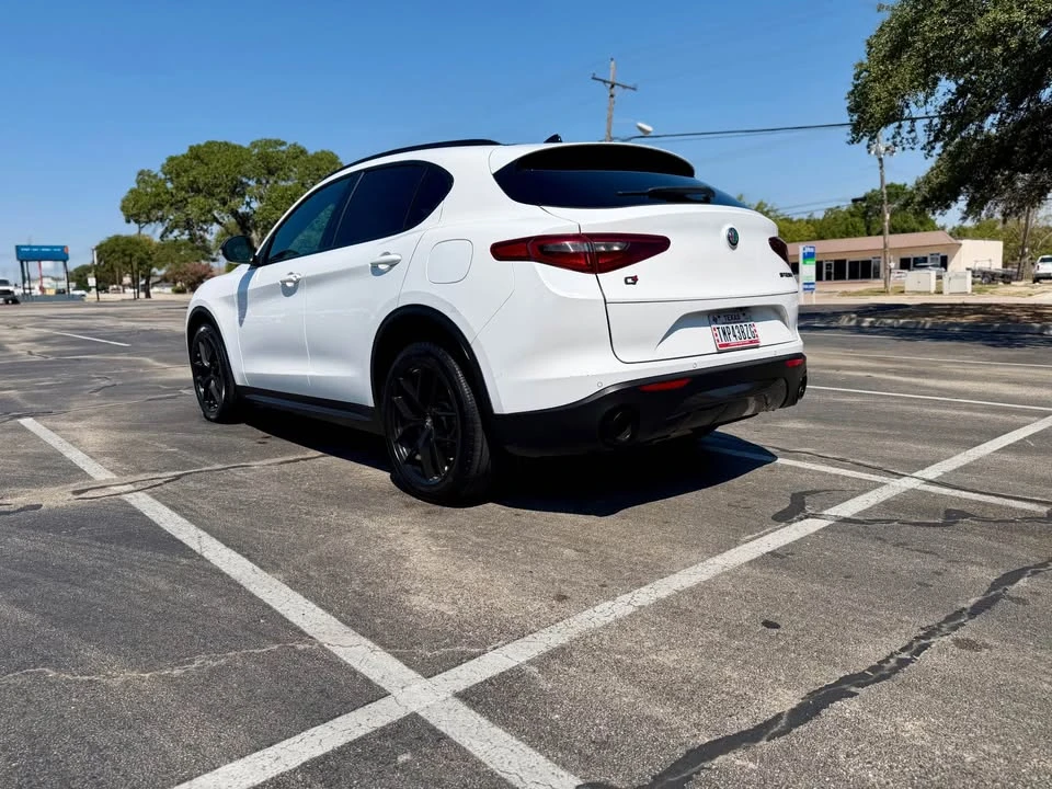 2019 Alfa Romeo Stelvio - Image 3 of 12