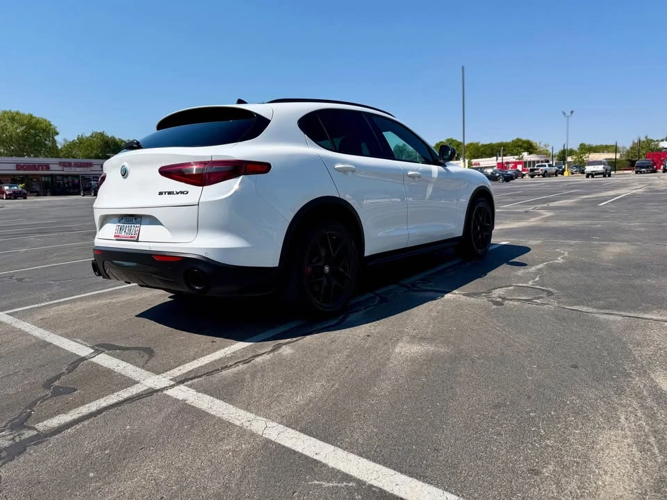 2019 Alfa Romeo Stelvio - Image 4 of 12