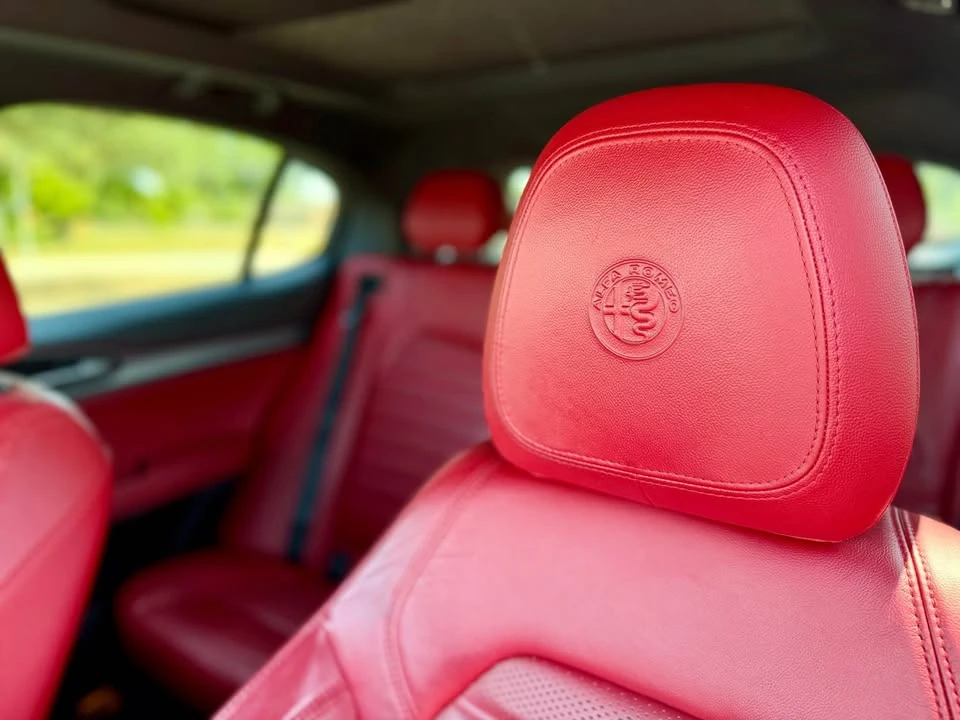 2019 Alfa Romeo Stelvio - Image 6 of 12