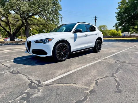 2019 Alfa Romeo Stelvio Ti Sport SUV 4D