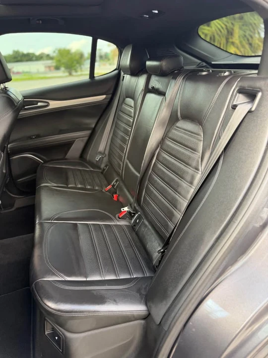 2019 Alfa Romeo Stelvio - Image 11 of 20