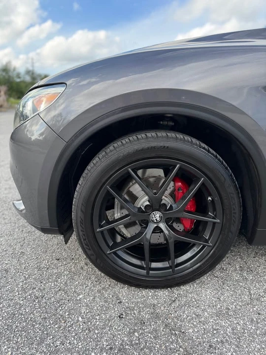 2019 Alfa Romeo Stelvio - Image 17 of 20
