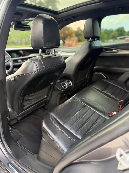 2019 Alfa Romeo Stelvio - Image 10 of 20