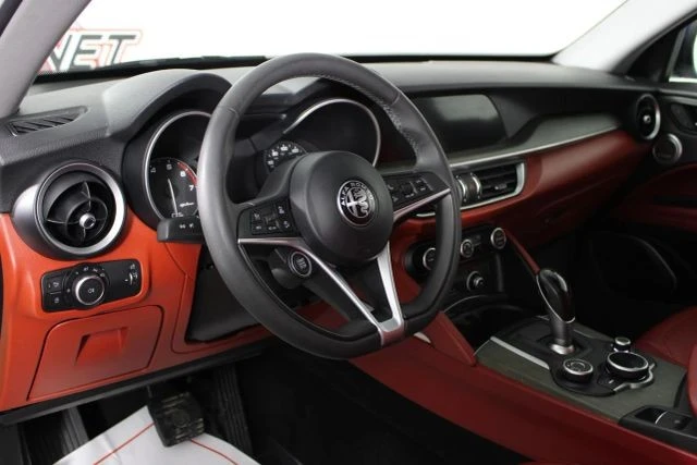 2019 Alfa Romeo Stelvio - Image 10 of 31