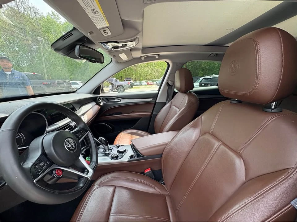 2019 Alfa Romeo Stelvio - Image 7 of 8